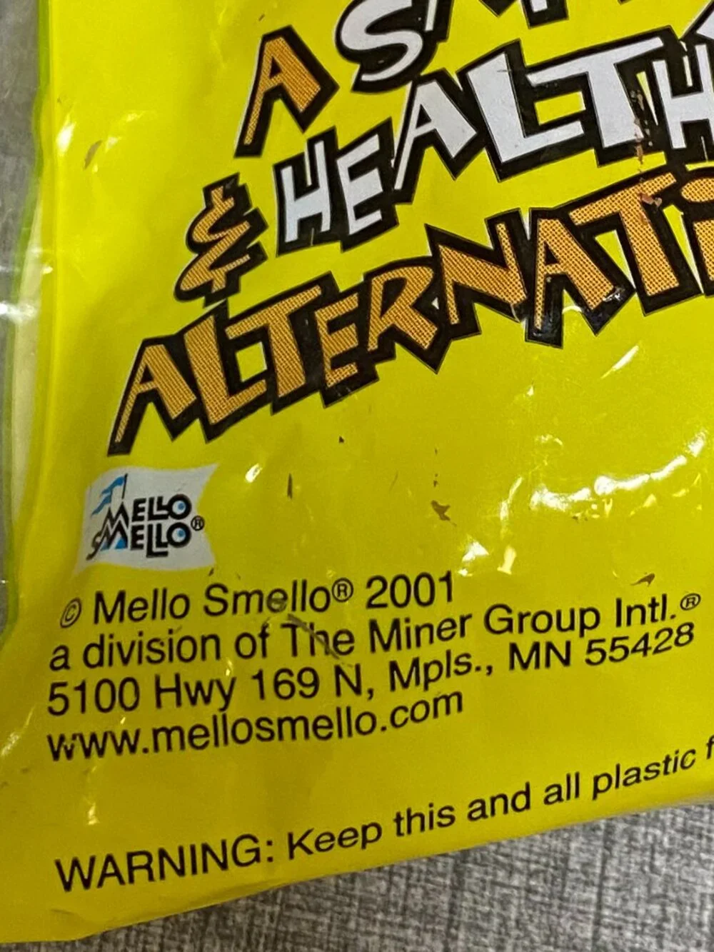 New Mello Smello Vintage 2001 Scratch Off Trivia Halloween Sticker Boxes NOS